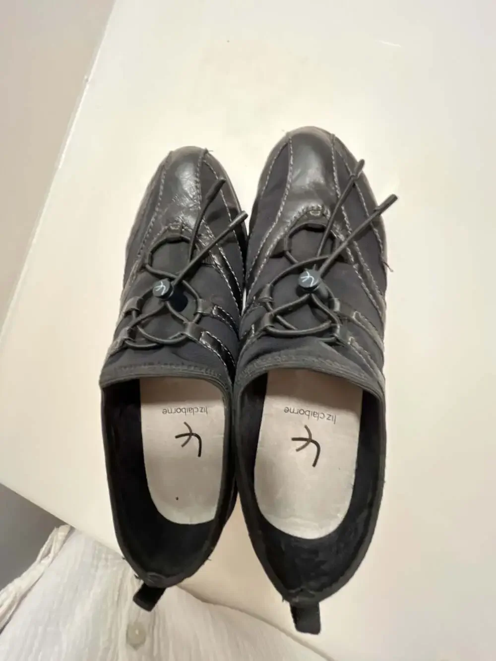Liz Claiborne Women's Black Lightweight Comfort Sport Sneakers with Bungee Lacin